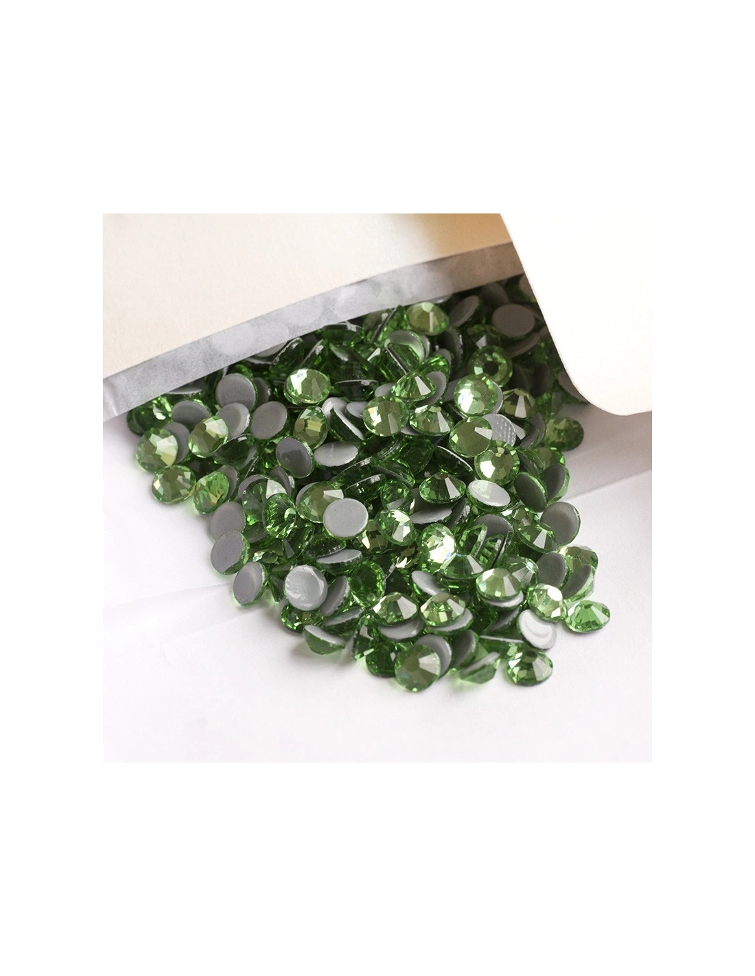 Strass Stars Termoadesivi ss 16 Peridot - 1440PZ