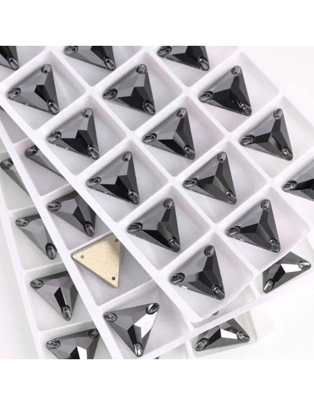 Stone Triangle mm 16 Hematite - 1PC - Stone to be sewn all crystal