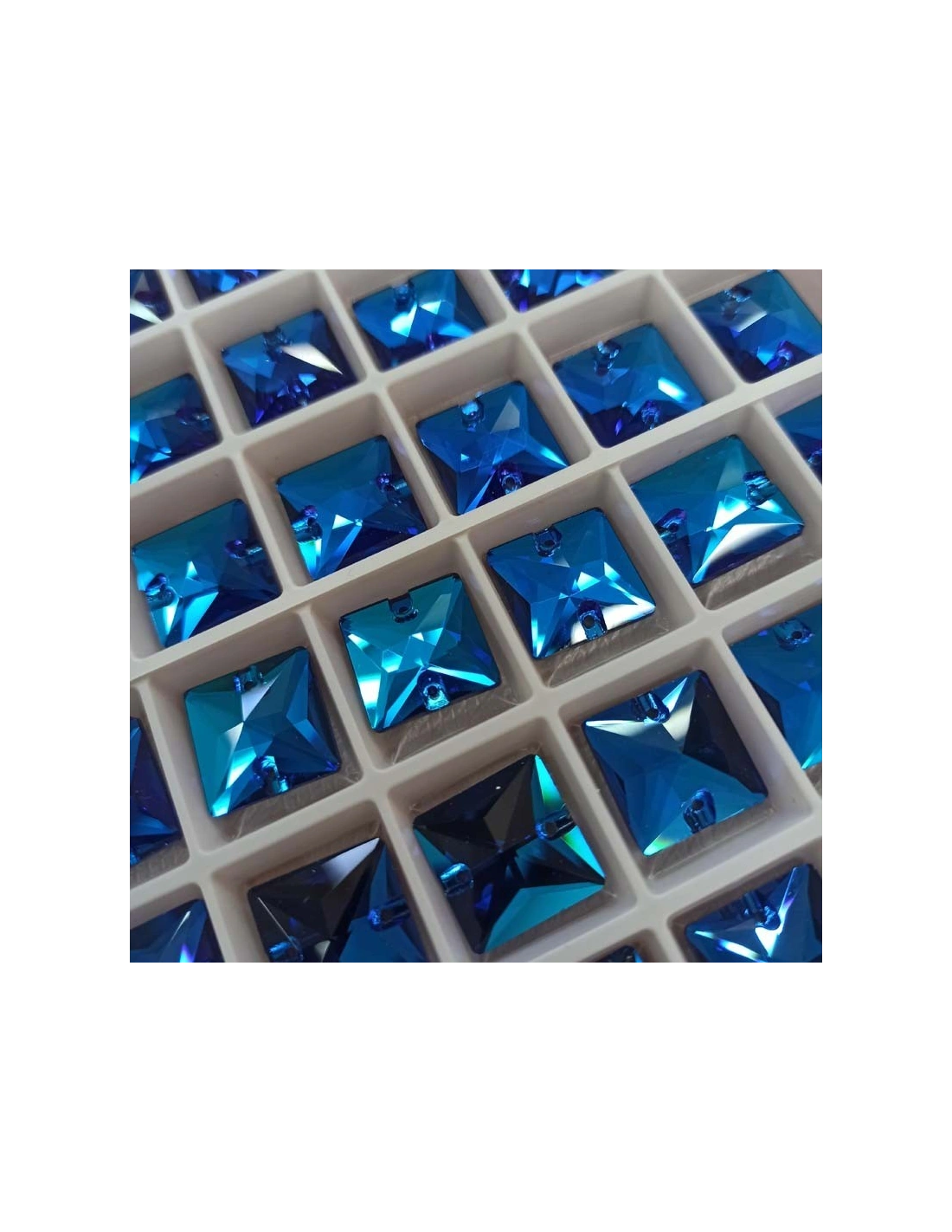 Pietra da Cucire in Cristallo GT Crystal Quadrato mm 16 Blu Zircon - 1PZ