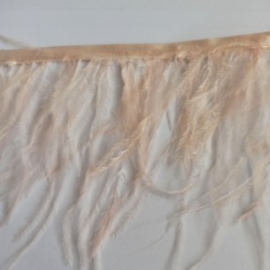 Frangia da cucire Piume di Struzzo Light Peach pacco - 1MT. 2