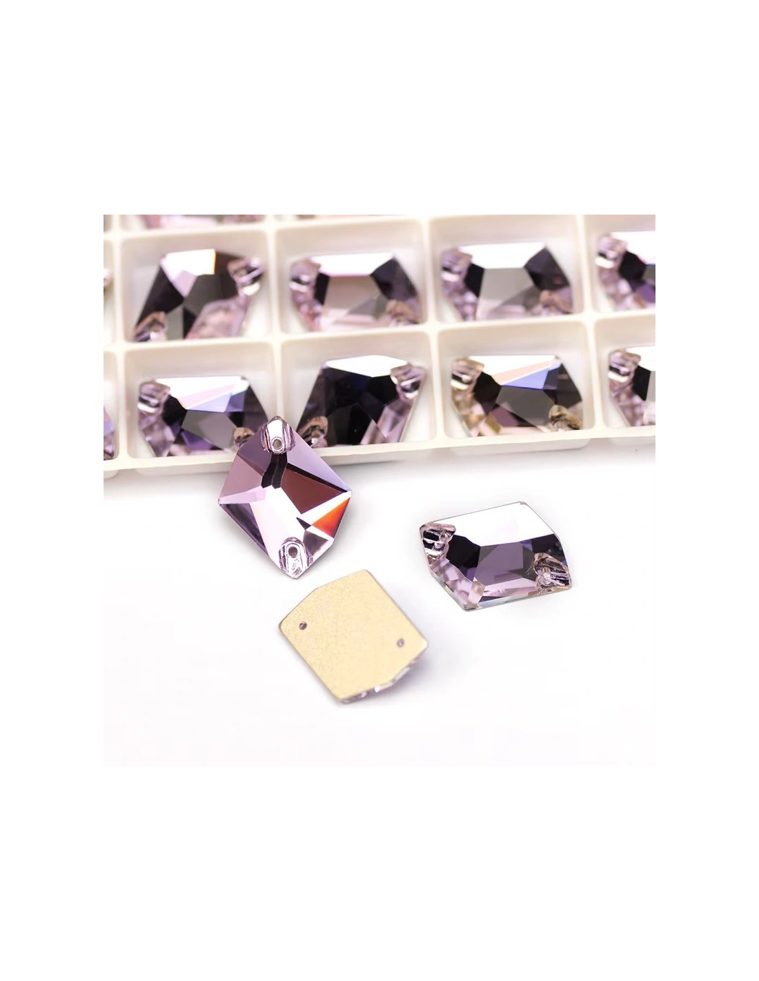 Pietra da Cucire in Cristallo GT Crystal Cosmic mm 27x21 Violet - 1PZ
