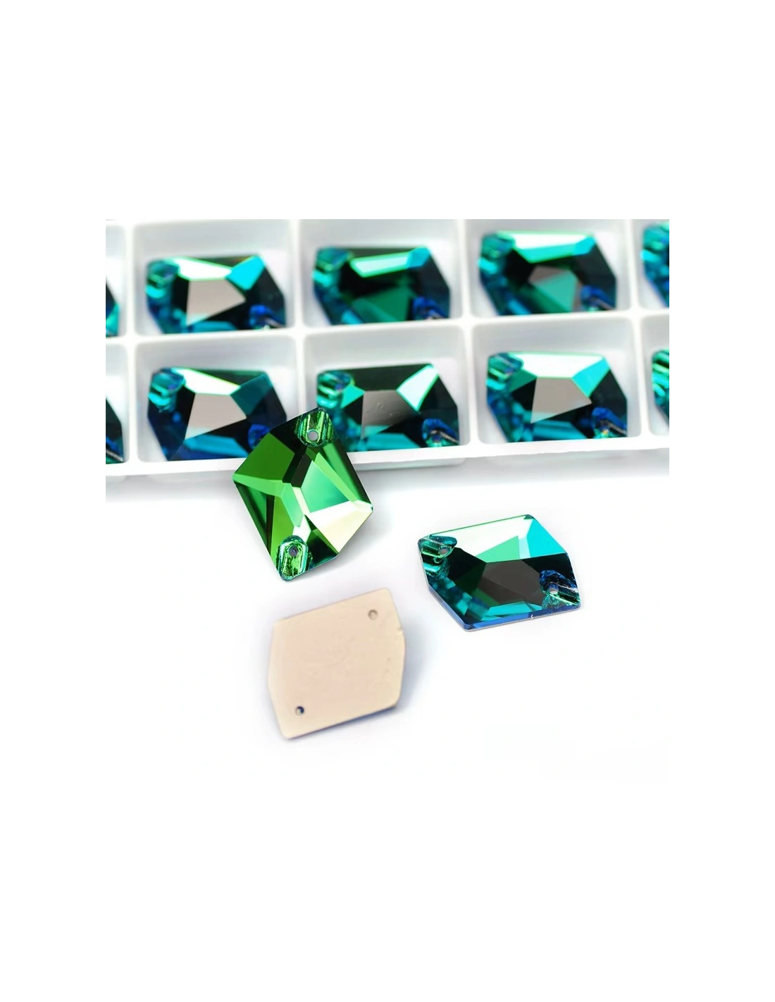 Stone Sew On in Crystal GT Crystal Cosmic mm 27x21 Peridot - 1PC