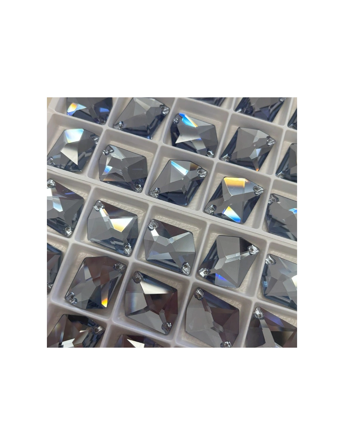 Stone Sew On in Crystal GT Crystal Cosmic mm 20x16 Light Sapphire - 1PC