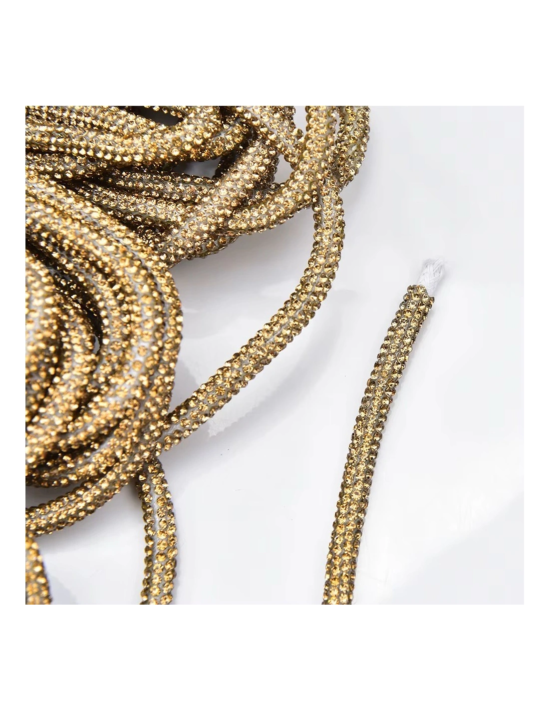 Cordoncino Strass mm 4 Light Colorado Topaz - 1MT