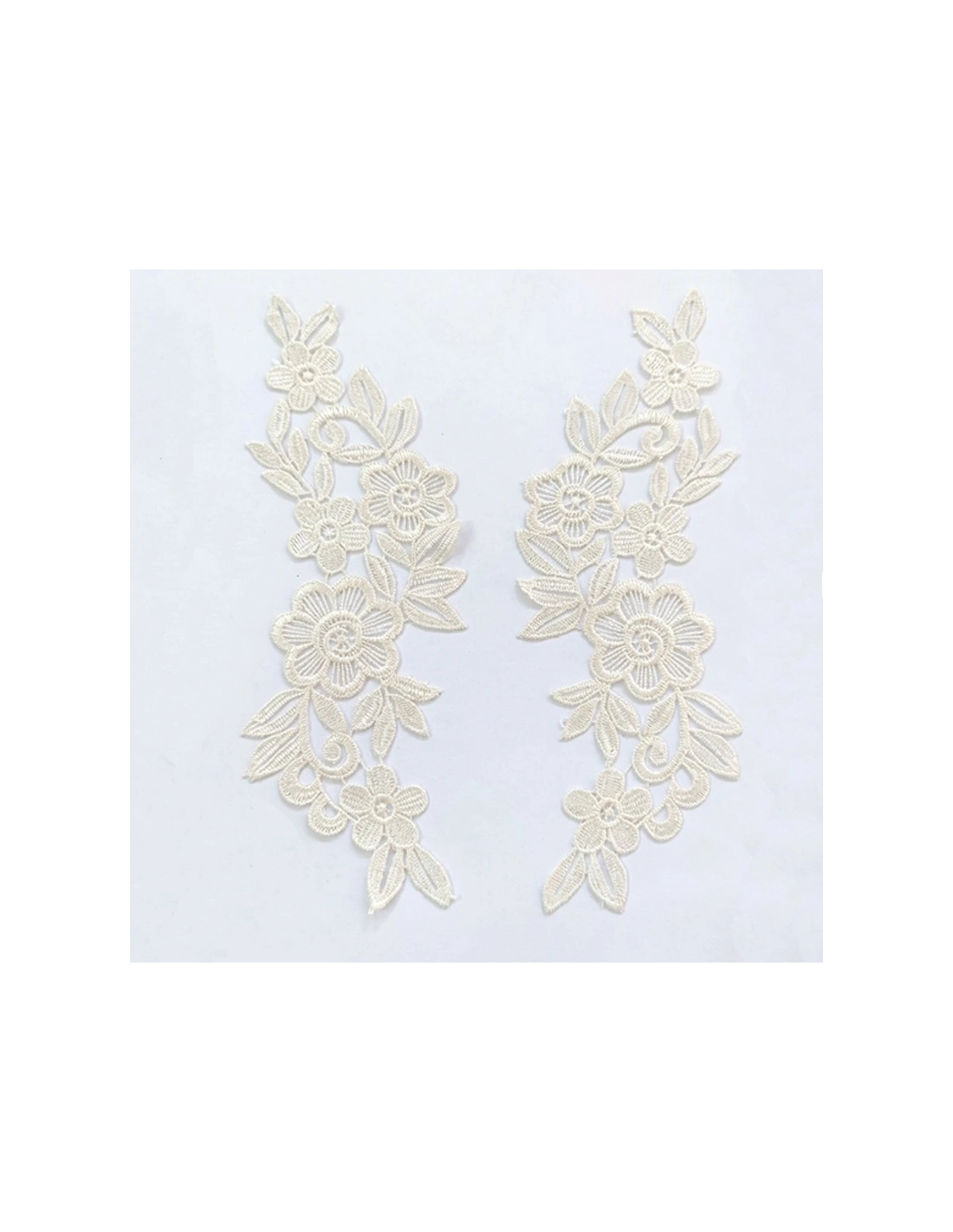 Applicazione in Tessuto ricamato Floreale Crema cm 25x11 - 1PA - Applicazioni per Body e Abiti