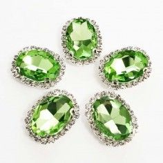 Pietra con castone Ovale cm 2,5x3,5 Peridot-Silver 2