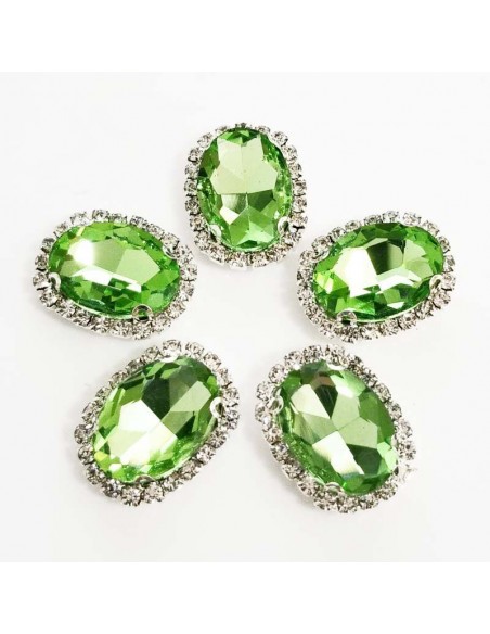 Pietra con castone Ovale cm 1,8X2,3 Peridot-Silver Pietra con castone Ovale cm 1,8X2,3 Peridot-Silver