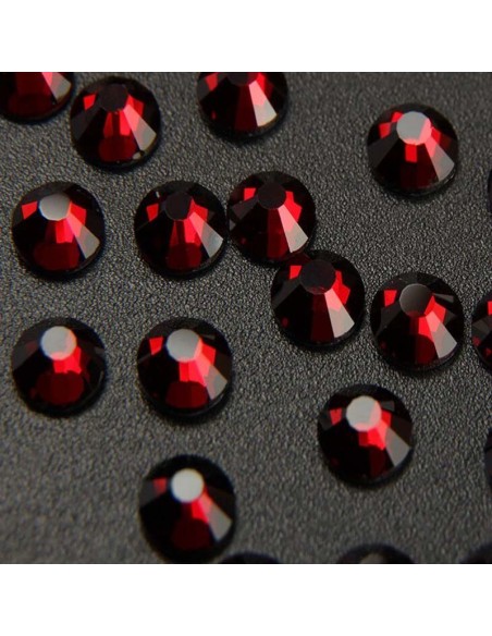 Rhinestones Strass GT Crystal Termoadesivo ss 16 Garmet - 144PZ Hotfix