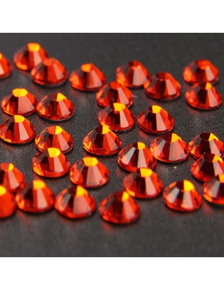 GT Crystal Termoadesivo ss 30 Hyacinth - 144PZ  Rhinestones Hotfix