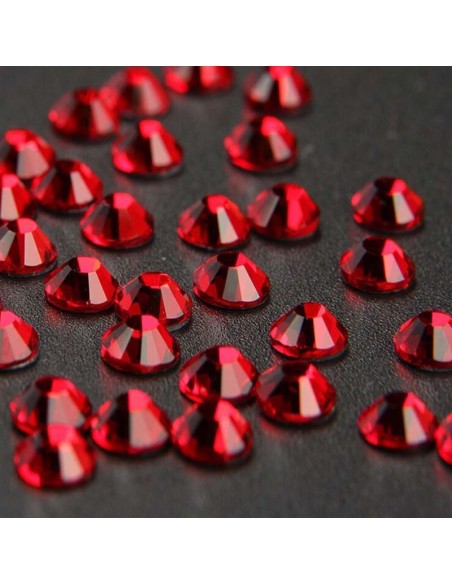 Rhinestones Gt Crystal Hotfix ss 20 Siam - 144 pcs - Hotfix Strass