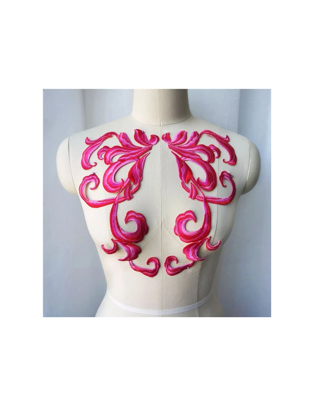 Application embroidered fabric Fuchsia 28x17 cm - 1PA - Applications for Leotards and Dresses